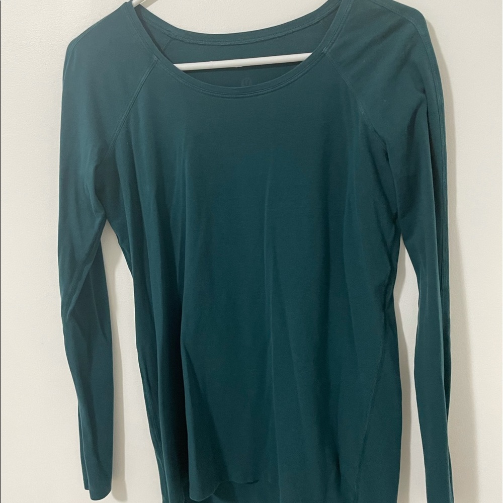 LULULEMON longsleeve